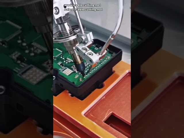3-akset PCB-loddemaskin – Automatisk lodderobot for SMD-komponenter og LED-montering