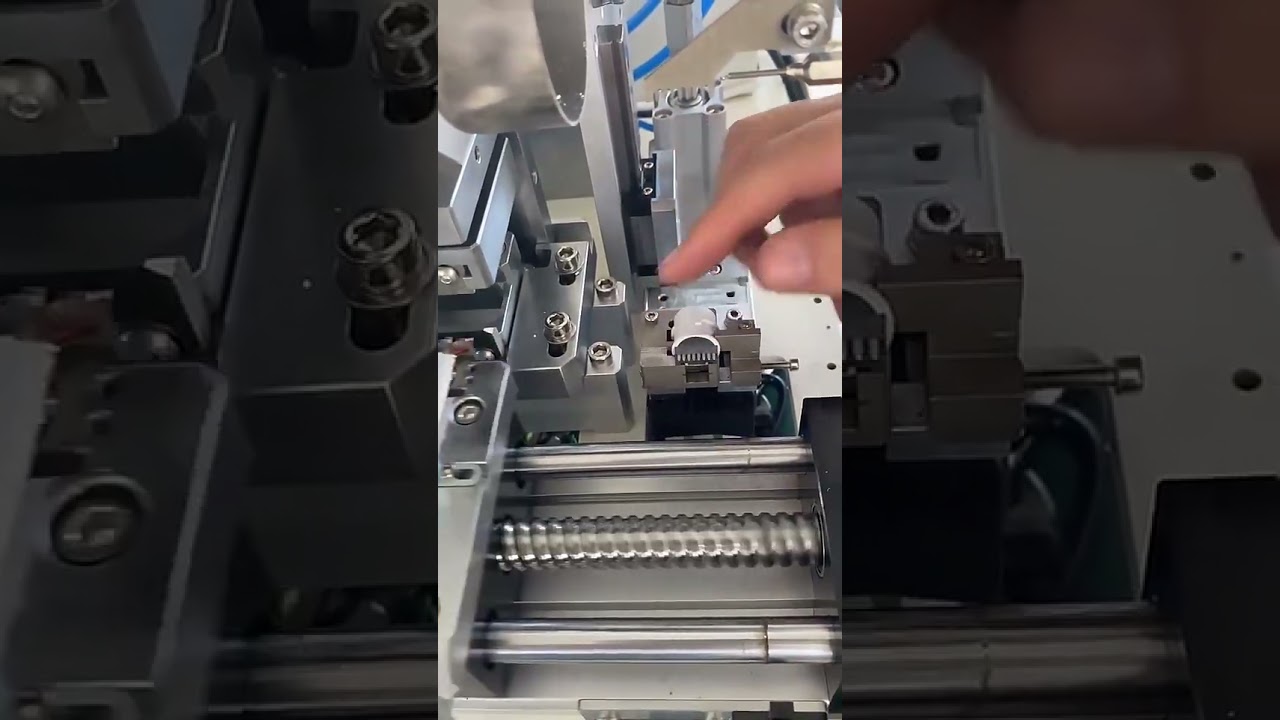 Multifunksjonell semiautomatisk maskin for kutting, stripping og lodding av USB-datakabler